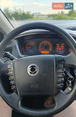 Внедорожник / Кроссовер SsangYong Kyron 2010 в 