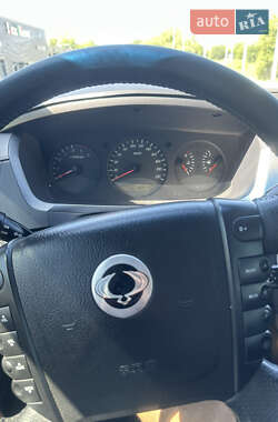 Внедорожник / Кроссовер SsangYong Kyron 2011 в 