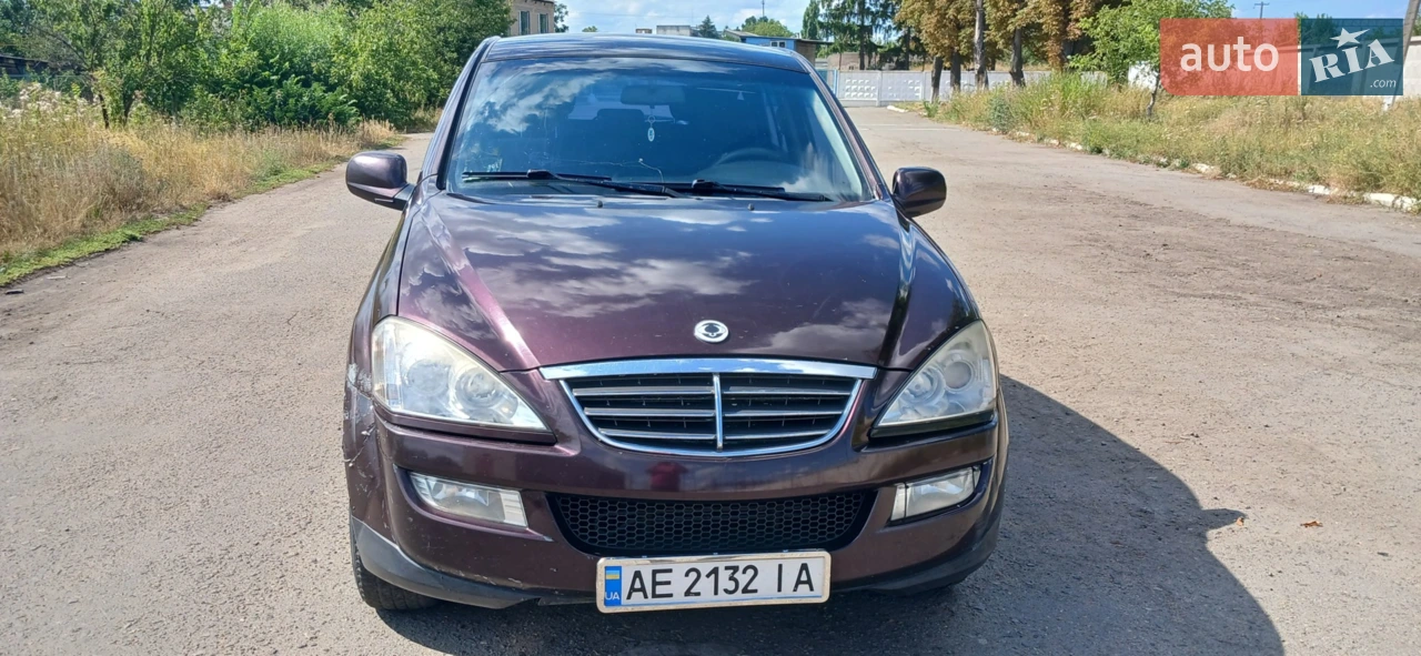 2010 SsangYong Kyron - мініатюра 27