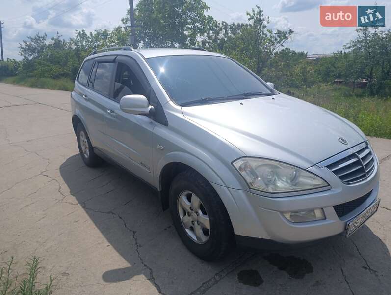 Внедорожник / Кроссовер SsangYong Kyron 2010 в 