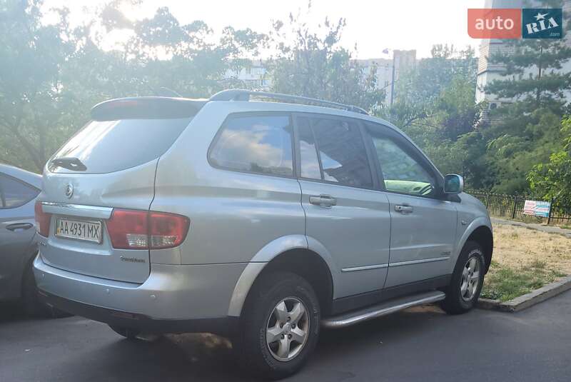 Внедорожник / Кроссовер SsangYong Kyron 2010 в Киеве