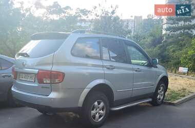Внедорожник / Кроссовер SsangYong Kyron 2010 в 