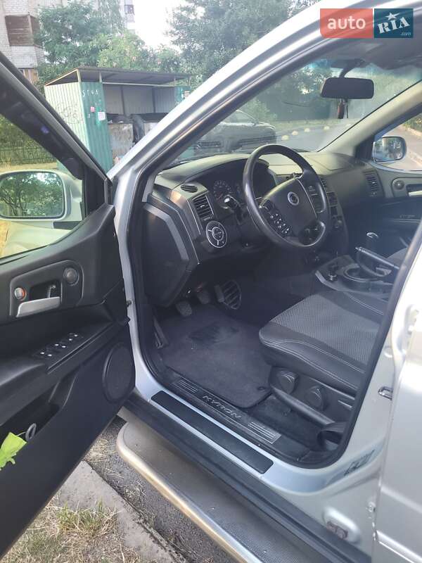 Внедорожник / Кроссовер SsangYong Kyron 2010 в Киеве