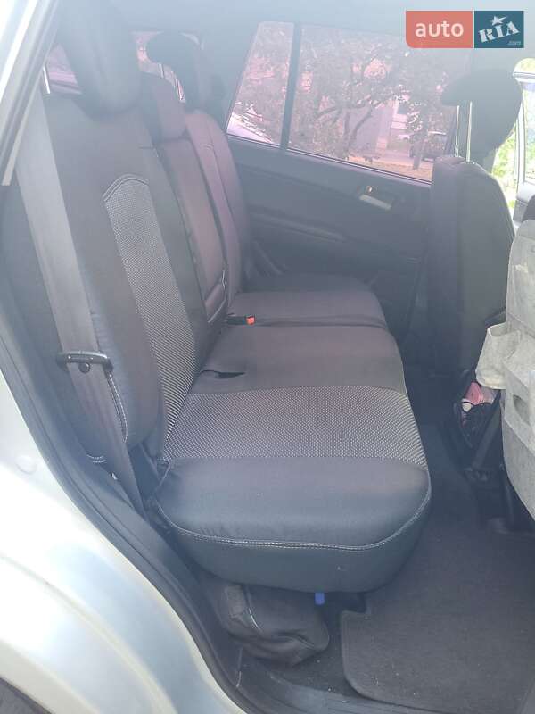 Внедорожник / Кроссовер SsangYong Kyron 2010 в Киеве