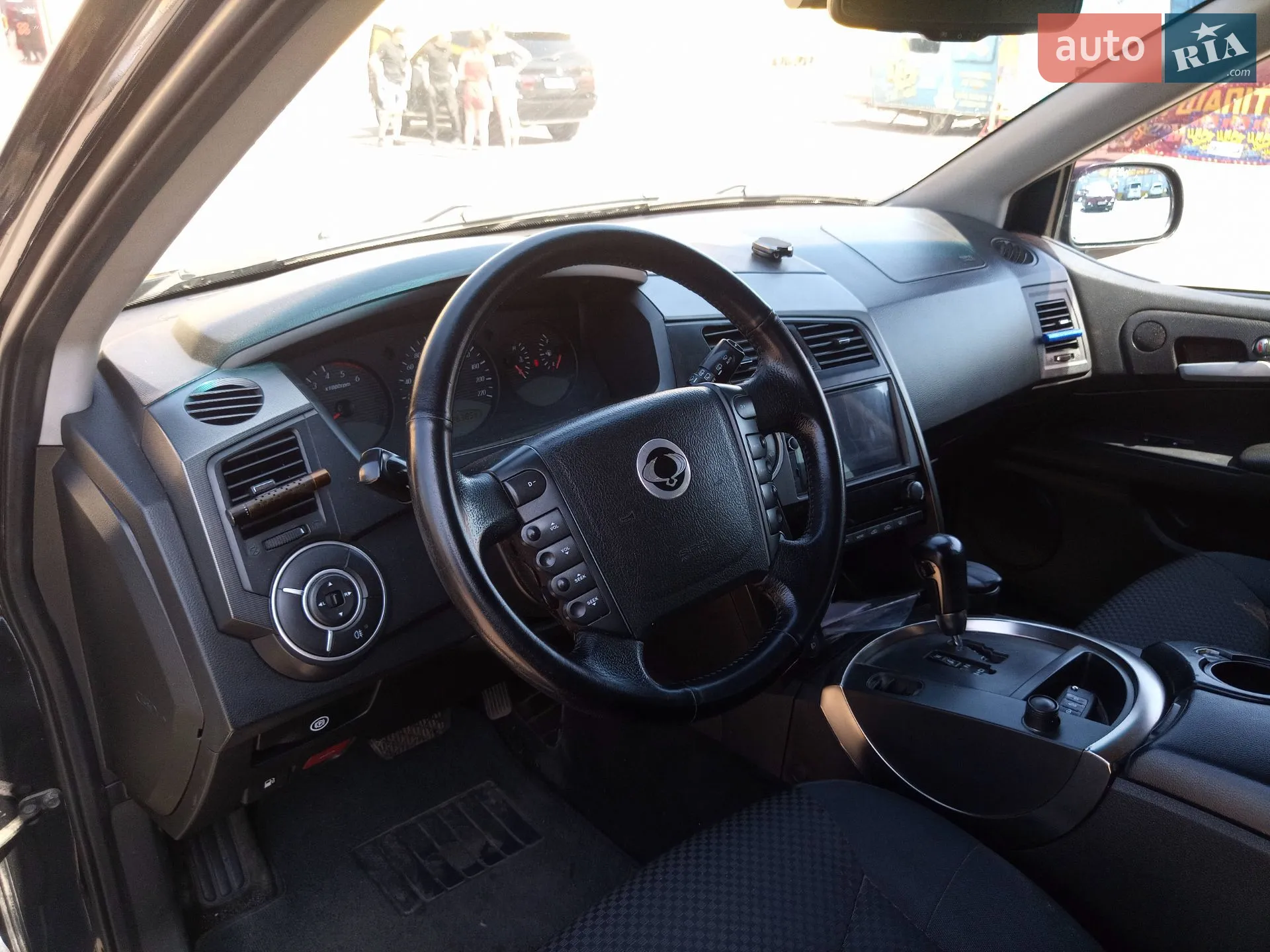 2010 SsangYong Kyron - мініатюра 10