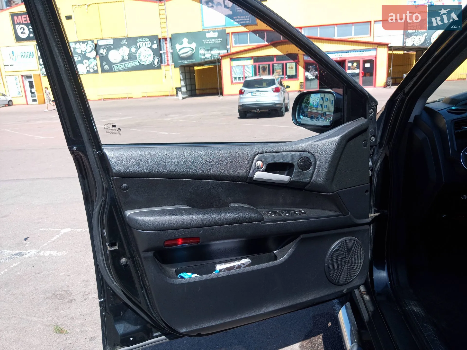 2010 SsangYong Kyron - мініатюра 20
