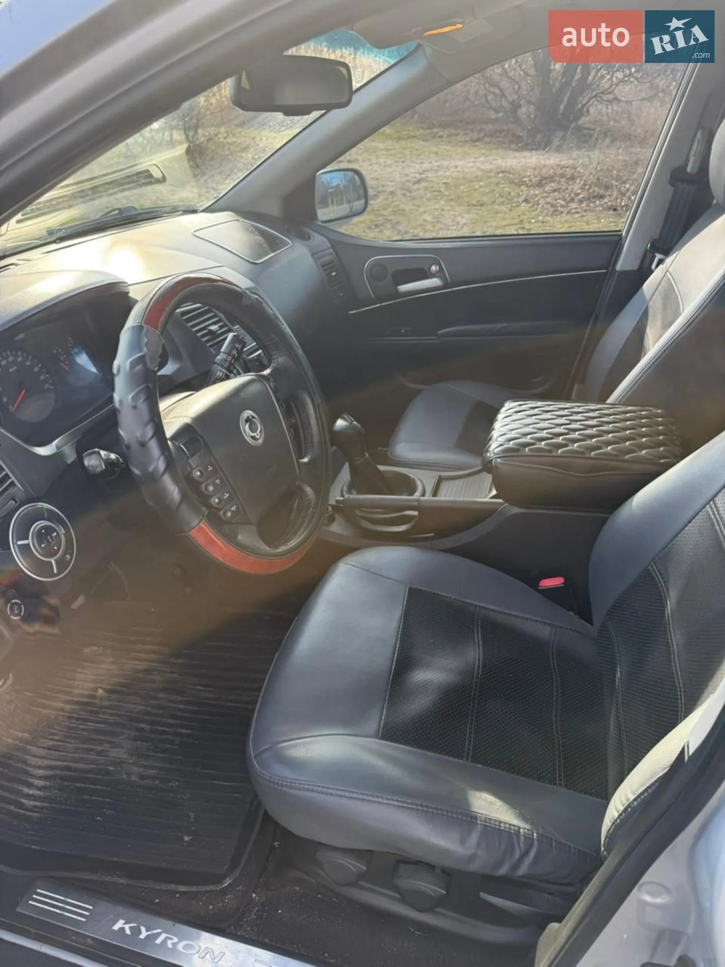 2010 SsangYong Kyron - мініатюра 6