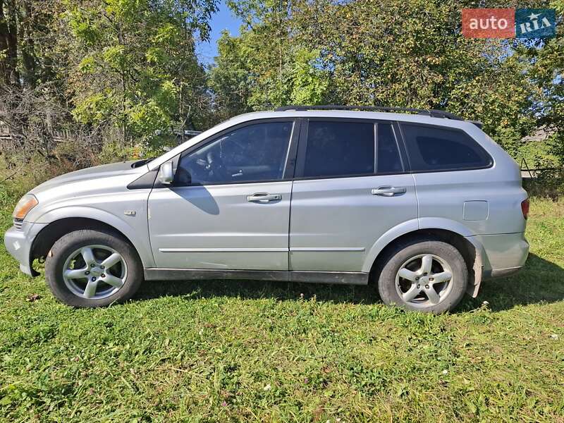 Позашляховик / Кросовер SsangYong Kyron 2010 в Корюківці