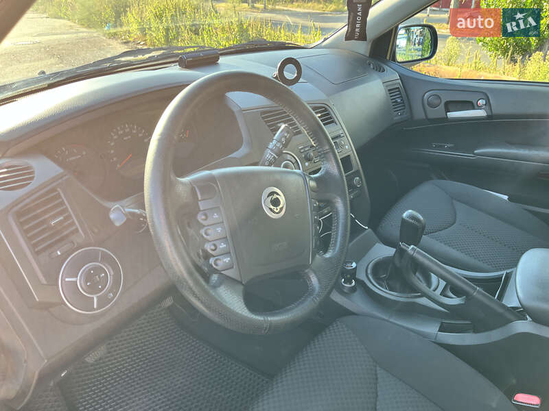 Внедорожник / Кроссовер SsangYong Kyron 2011 в Киеве