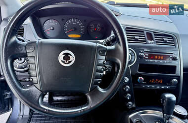 Позашляховик / Кросовер SsangYong Kyron 2010 в 