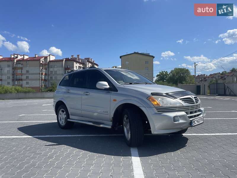 Позашляховик / Кросовер SsangYong Kyron 2006 в Львові