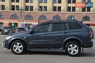 Позашляховик / Кросовер SsangYong Kyron 2008 в 