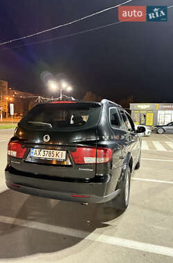 Внедорожник / Кроссовер SsangYong Kyron 2010 в 