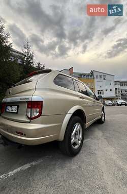 Позашляховик / Кросовер SsangYong Kyron 2006 в 
