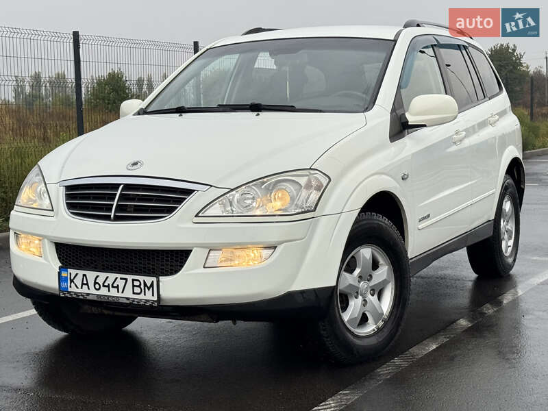 Внедорожник / Кроссовер SsangYong Kyron 2013 в 