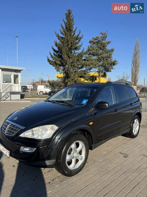 Внедорожник / Кроссовер SsangYong Kyron 2010 в 