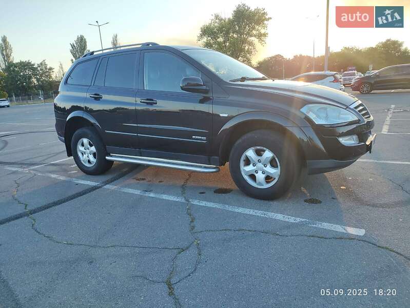 Внедорожник / Кроссовер SsangYong Kyron 2010 в Днепре