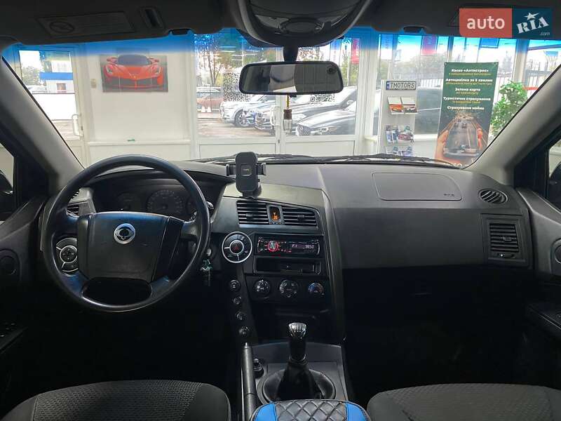 Позашляховик / Кросовер SsangYong Kyron 2010 в Києві