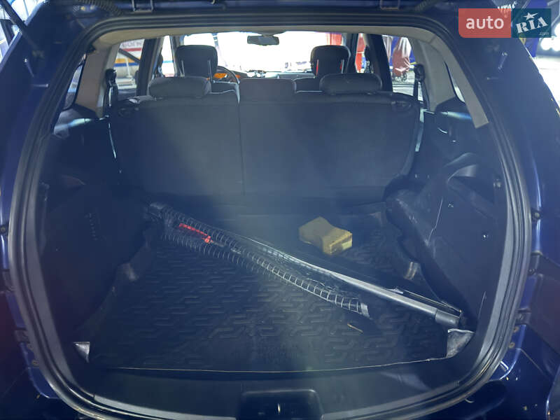 Позашляховик / Кросовер SsangYong Kyron 2011 в Києві