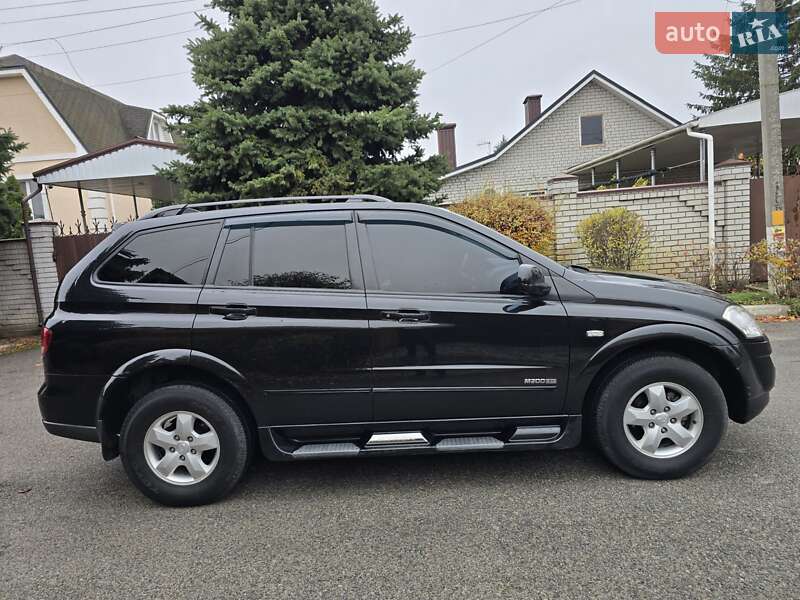 Позашляховик / Кросовер SsangYong Kyron 2010 в Дніпрі фото 4 Позашляховик / Кросовер SsangYong Kyron 2010 в Дніпрі