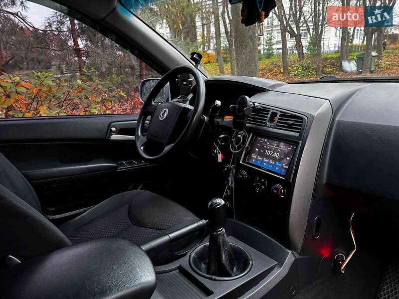 Позашляховик / Кросовер SsangYong Kyron 2010 в Києві