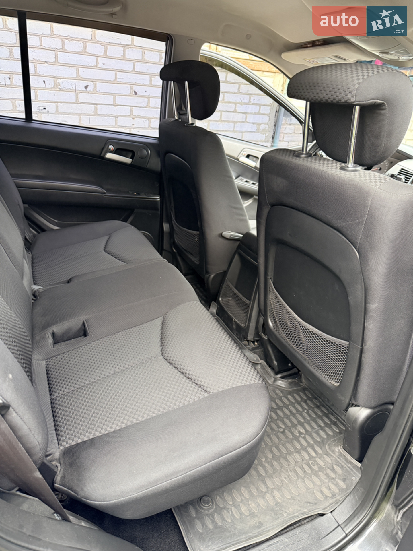 2010 SsangYong Kyron - мініатюра 22