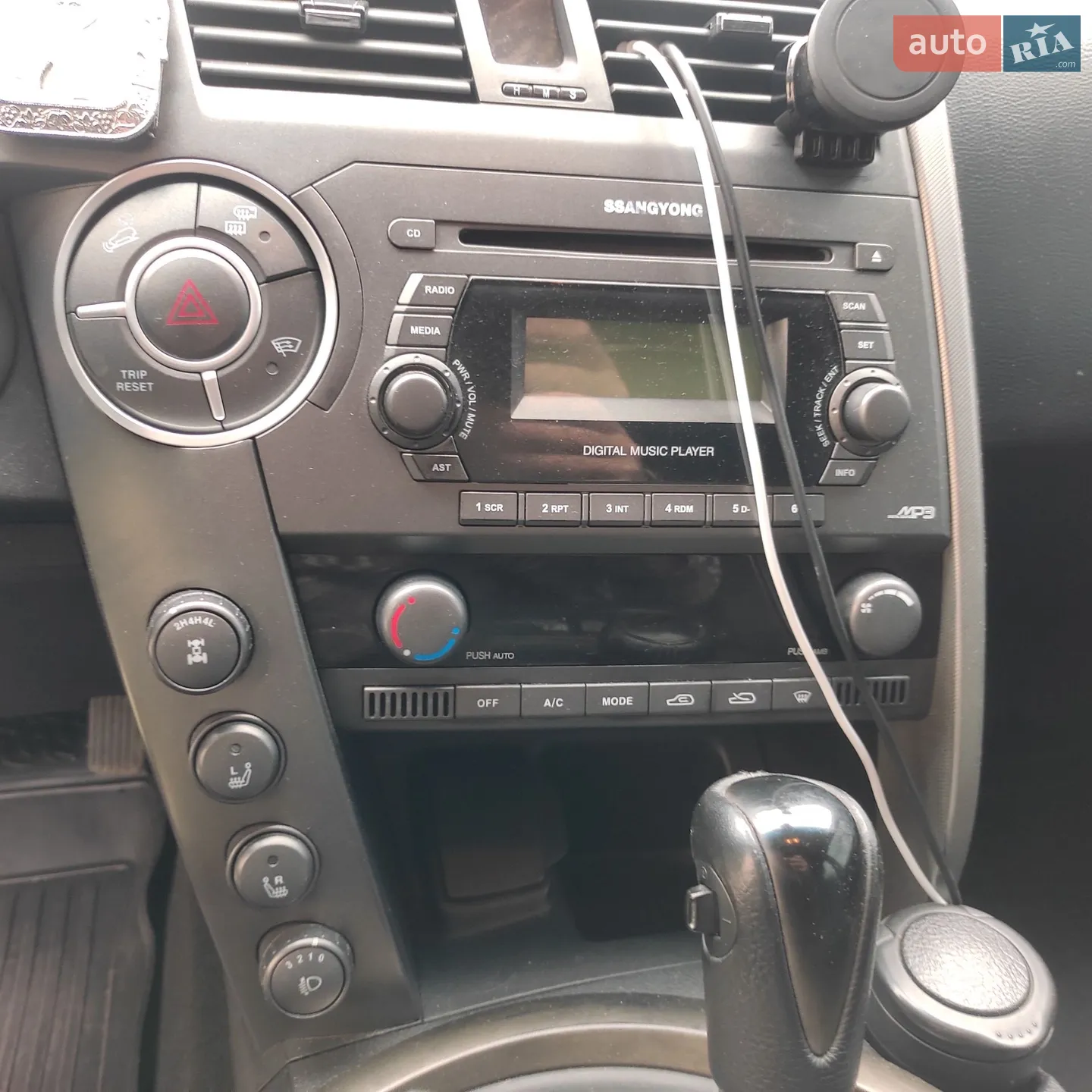 2014 SsangYong Kyron - мініатюра 29