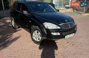 Внедорожник / Кроссовер SsangYong Kyron 2010 в Ровно