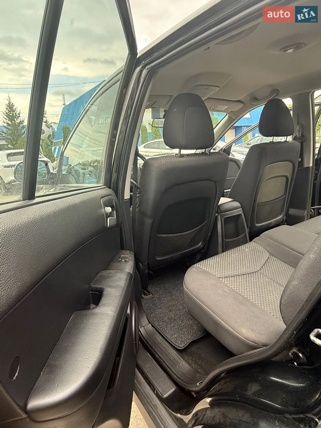 2010 SsangYong Kyron - мініатюра 17