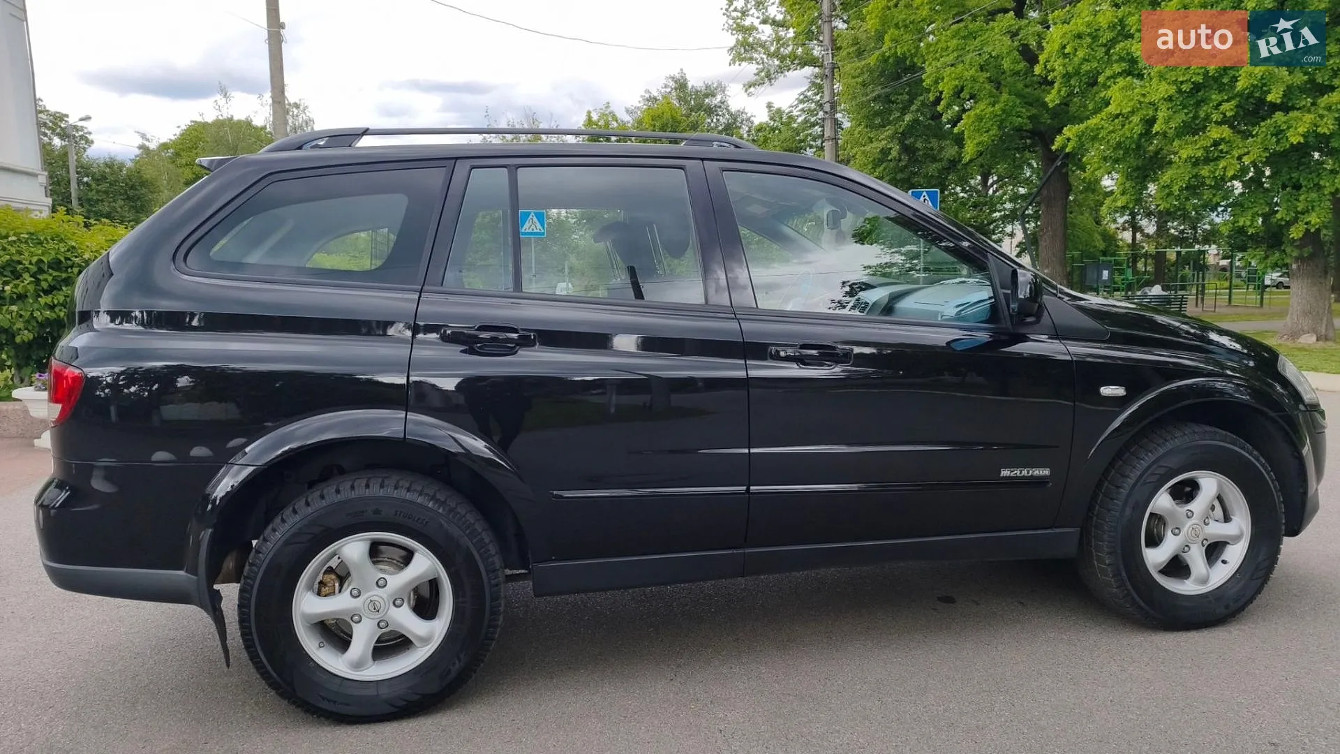 2010 SsangYong Kyron - мініатюра 11