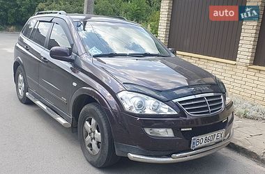 Внедорожник / Кроссовер SsangYong Kyron 2010 в Тернополе