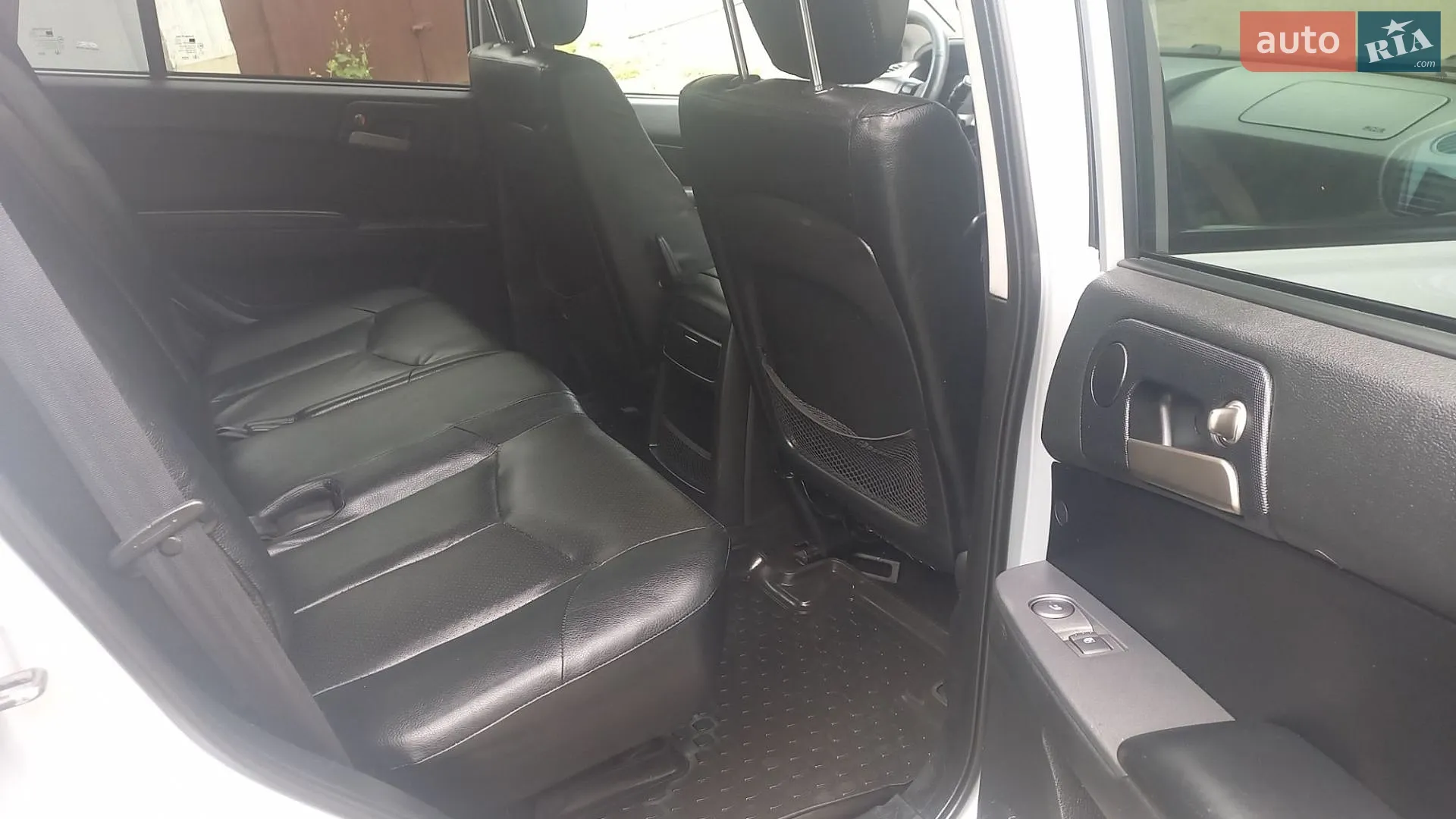 2012 SsangYong Kyron - мініатюра 7