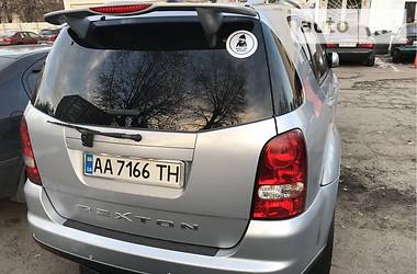 Внедорожник / Кроссовер SsangYong Rexton 2010 в Киеве