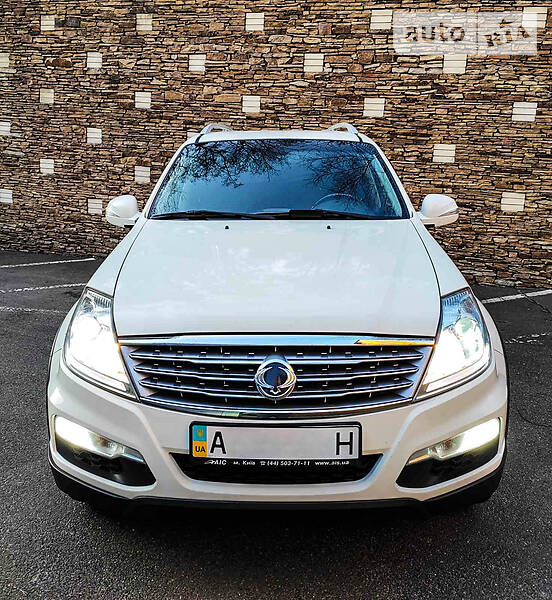 Позашляховик / Кросовер SsangYong Rexton 2014 в Києві