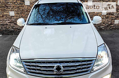 Позашляховик / Кросовер SsangYong Rexton 2014 в 