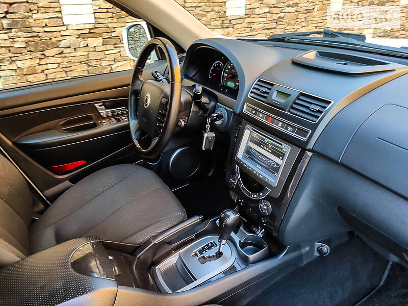 Позашляховик / Кросовер SsangYong Rexton 2014 в Києві