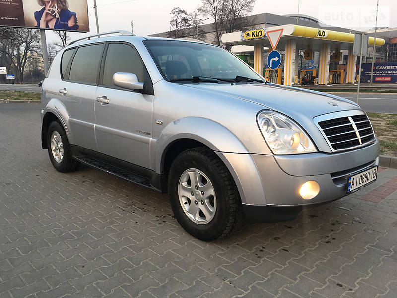 Позашляховик / Кросовер SsangYong Rexton 2010 в Києві