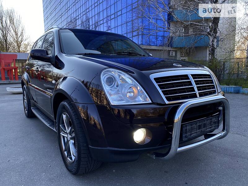 Позашляховик / Кросовер SsangYong Rexton 2010 в Дніпрі
