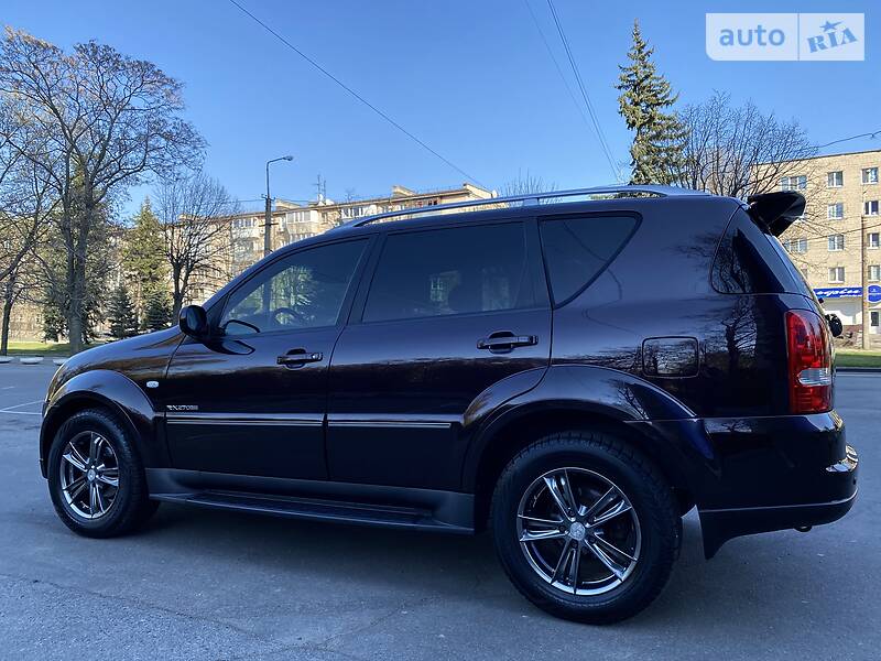 Позашляховик / Кросовер SsangYong Rexton 2010 в Дніпрі