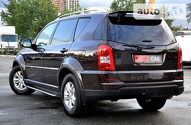 Внедорожник / Кроссовер SsangYong Rexton 2012 в Киеве