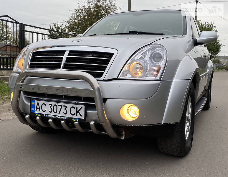 Внедорожник / Кроссовер SsangYong Rexton 2011 в Рожище