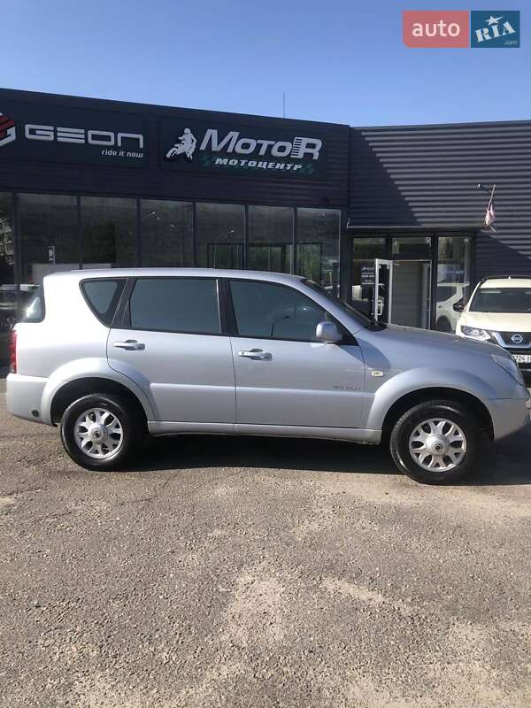 Внедорожник / Кроссовер SsangYong Rexton 2006 в Запорожье