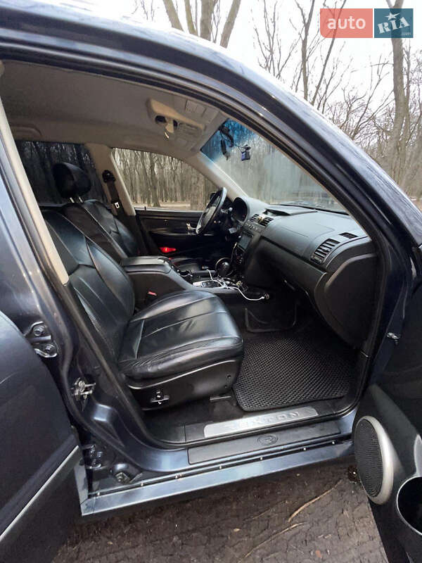 Внедорожник / Кроссовер SsangYong Rexton 2008 в 