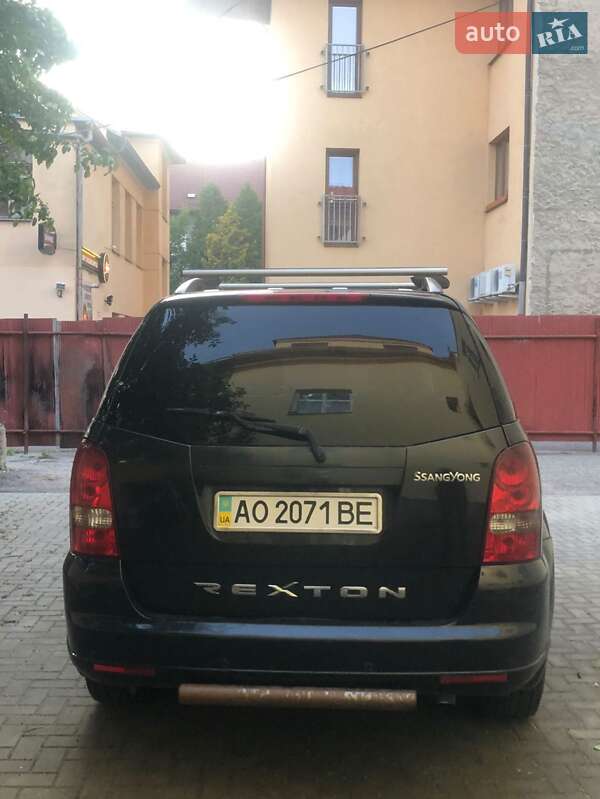 Позашляховик / Кросовер SsangYong Rexton 2008 в Тячеві