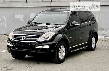 Позашляховик / Кросовер SsangYong Rexton 2014 в 