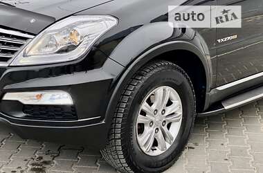 Позашляховик / Кросовер SsangYong Rexton 2014 в 