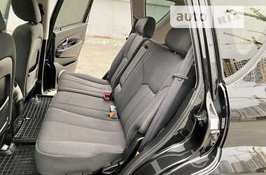 Позашляховик / Кросовер SsangYong Rexton 2014 в 