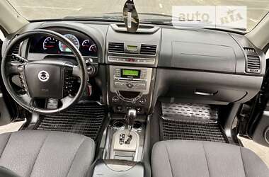 Позашляховик / Кросовер SsangYong Rexton 2014 в 
