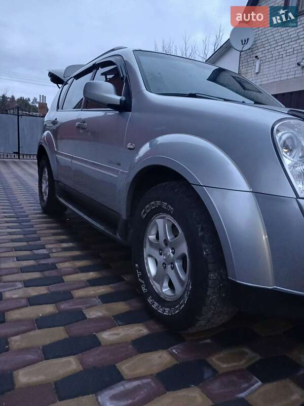 Внедорожник / Кроссовер SsangYong Rexton 2010 в Чернигове