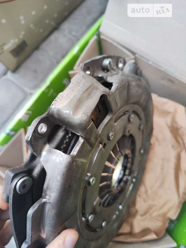 Внедорожник / Кроссовер SsangYong Rexton 2015 в Львове